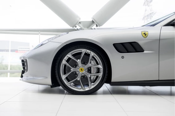 Ferrari GTC4Lusso