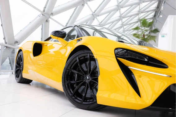 McLaren Artura