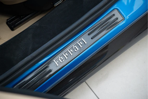 Ferrari 296 GTS