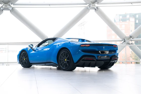 Ferrari 296 GTS