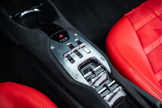 Ferrari 296 GTS