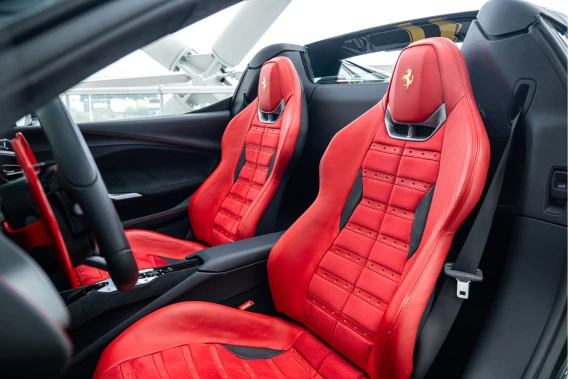 Ferrari 296 GTS