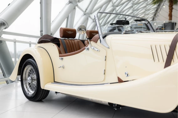 Morgan Plus 4