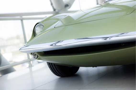 Intermeccanica Omega