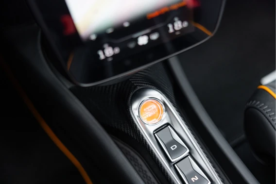 McLaren Artura Spider