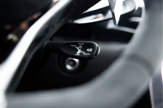 McLaren Artura Spider