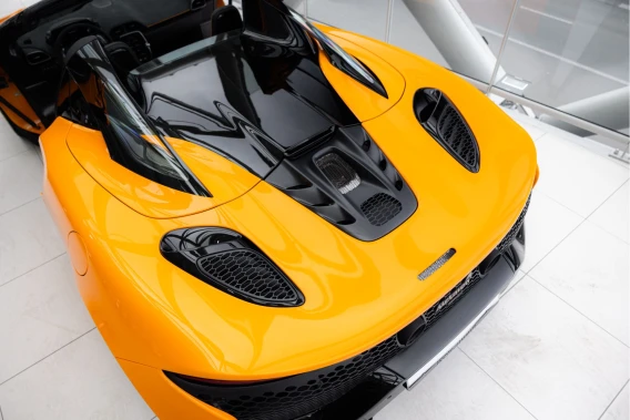 McLaren Artura Spider