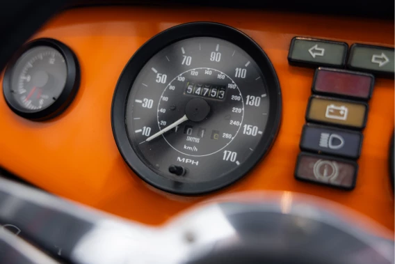 Morgan Plus 8
