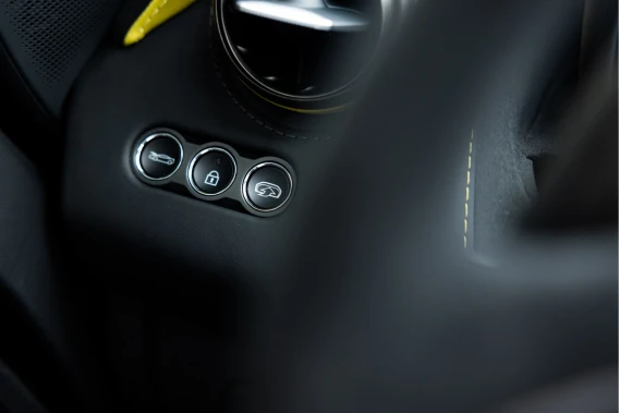 McLaren 720S Spider