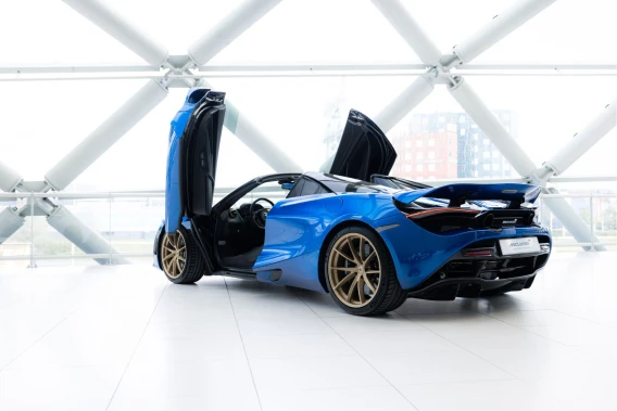 McLaren 720S Spider
