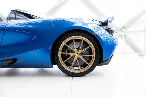 McLaren 720S Spider