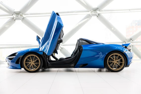 McLaren 720S Spider