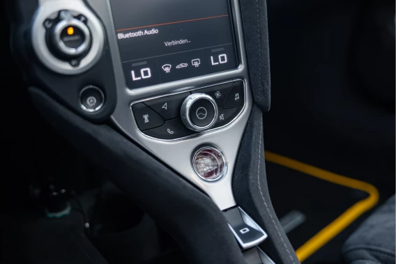 McLaren 720S Spider