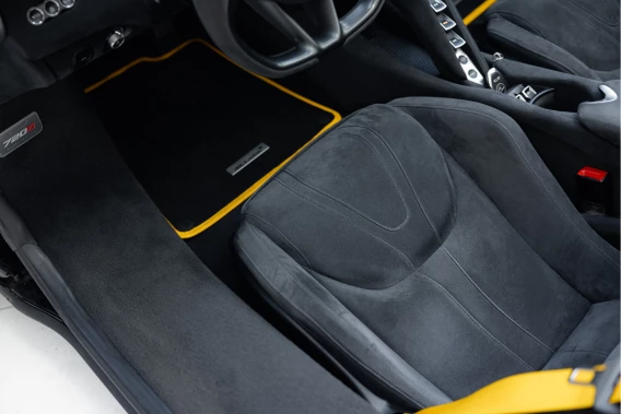 McLaren 720S Spider