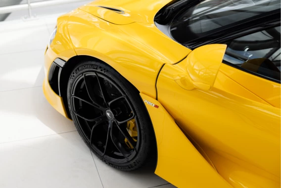 McLaren 720S Spider