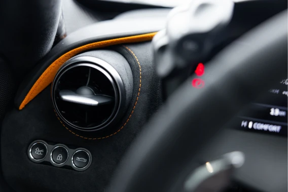 McLaren 750S Spider