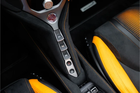 McLaren 750S Spider