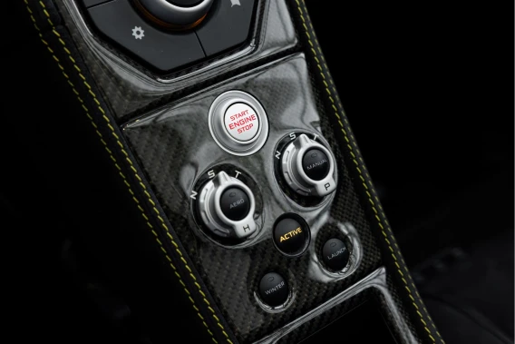 McLaren 650S