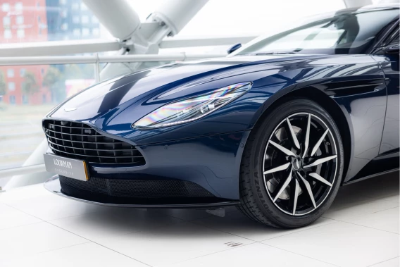 Aston Martin DB11