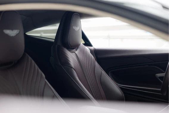 Aston Martin DB11