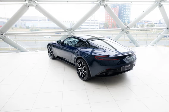 Aston Martin DB11