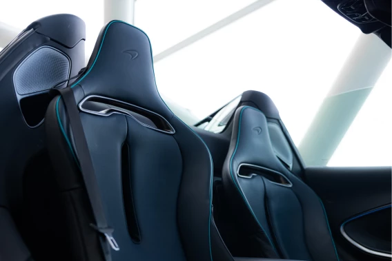 McLaren Artura Spider