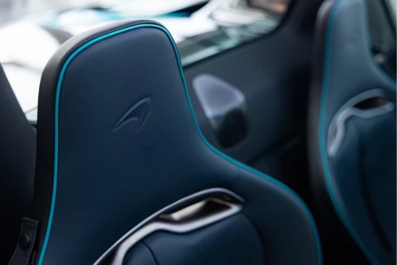 McLaren Artura Spider