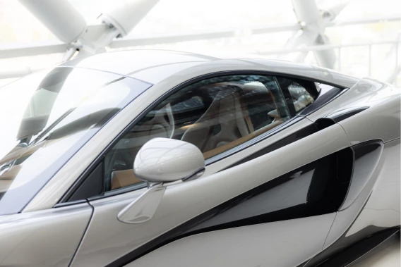 McLaren 570S