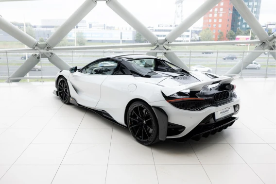 McLaren 765LT