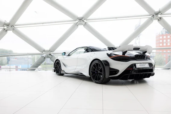McLaren 765LT