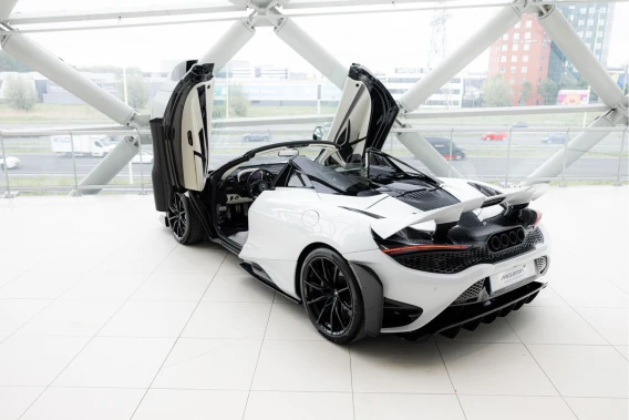 McLaren 765LT
