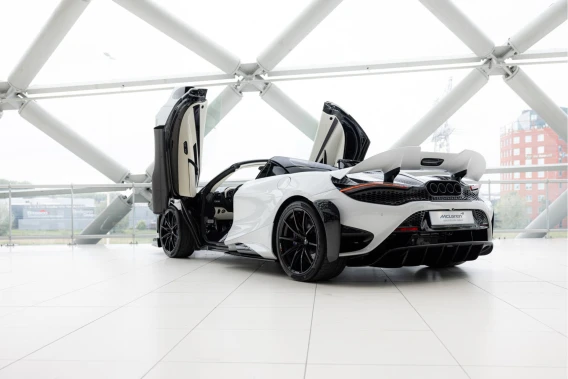 McLaren 765LT