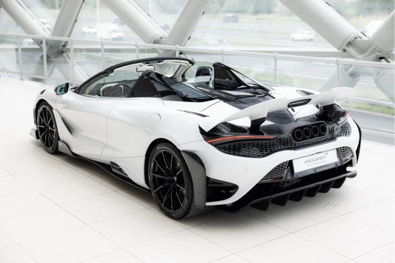 McLaren 765LT