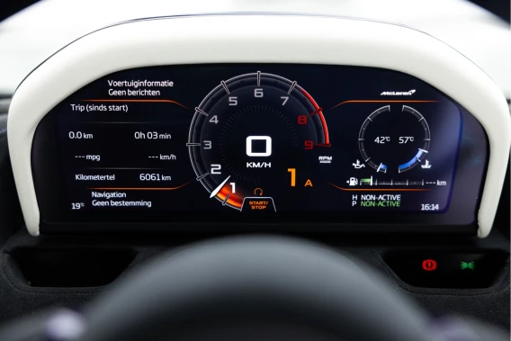 McLaren 765LT