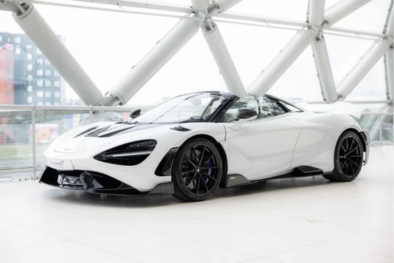 McLaren 765LT