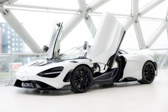 McLaren 765LT
