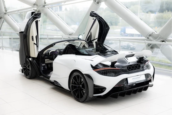 McLaren 765LT