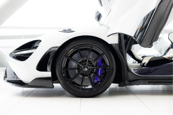 McLaren 765LT