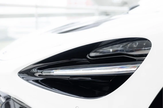 McLaren 765LT