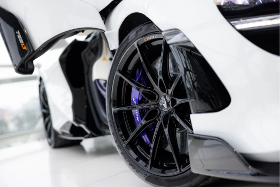 McLaren 765LT