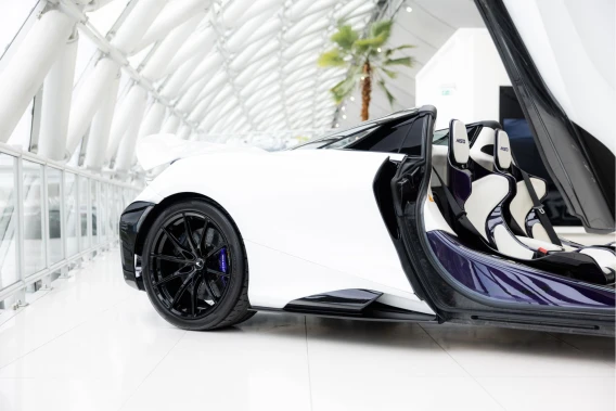 McLaren 765LT