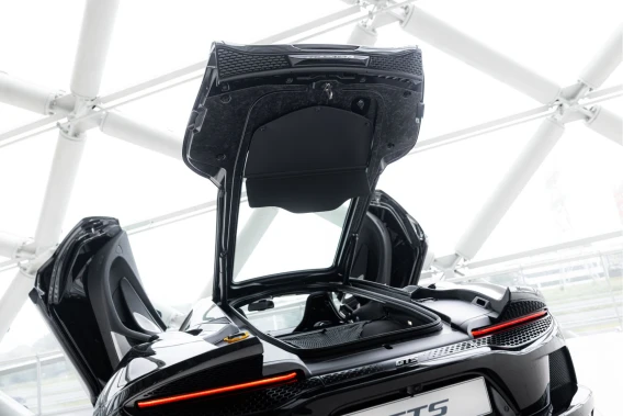 McLaren GTS