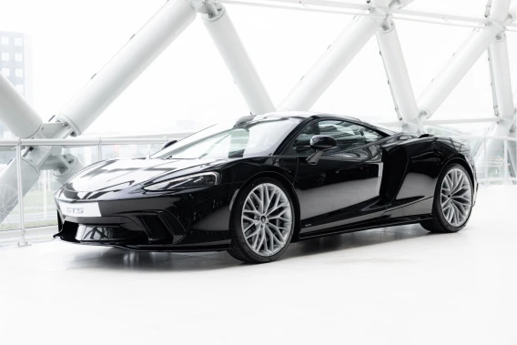 McLaren GTS