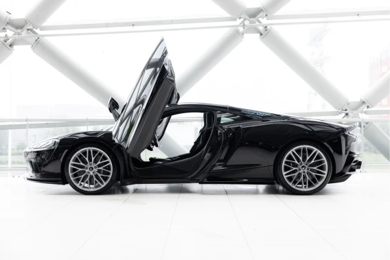 McLaren GTS