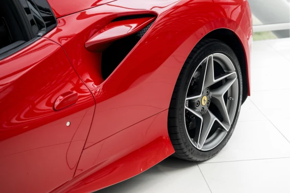 Ferrari F8 Spider