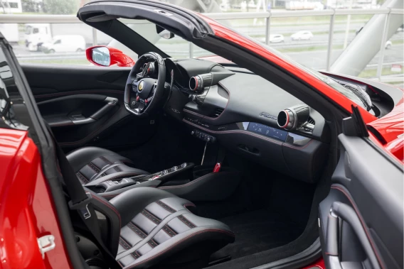 Ferrari F8 Spider