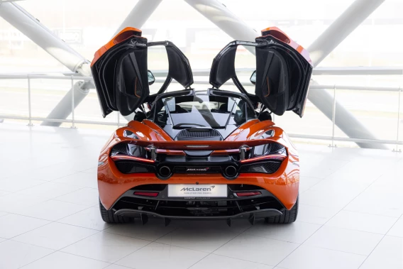 McLaren 720S