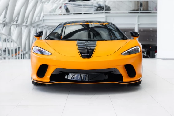 McLaren GT