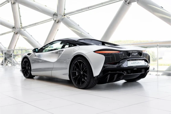 McLaren Artura