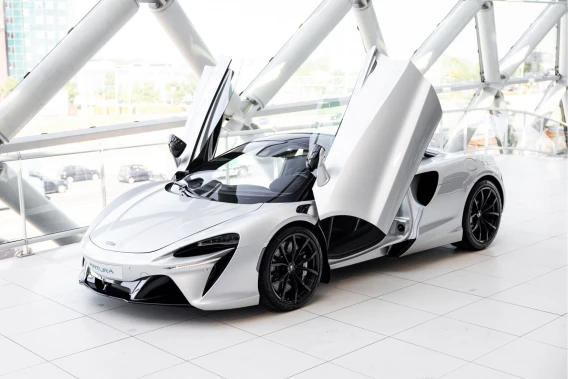 McLaren Artura